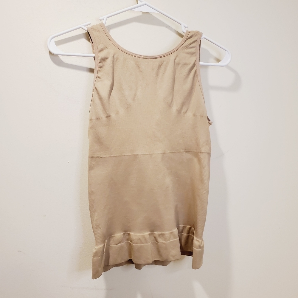 Camishaper beige slimmer shapewear - Picture 7 of 10